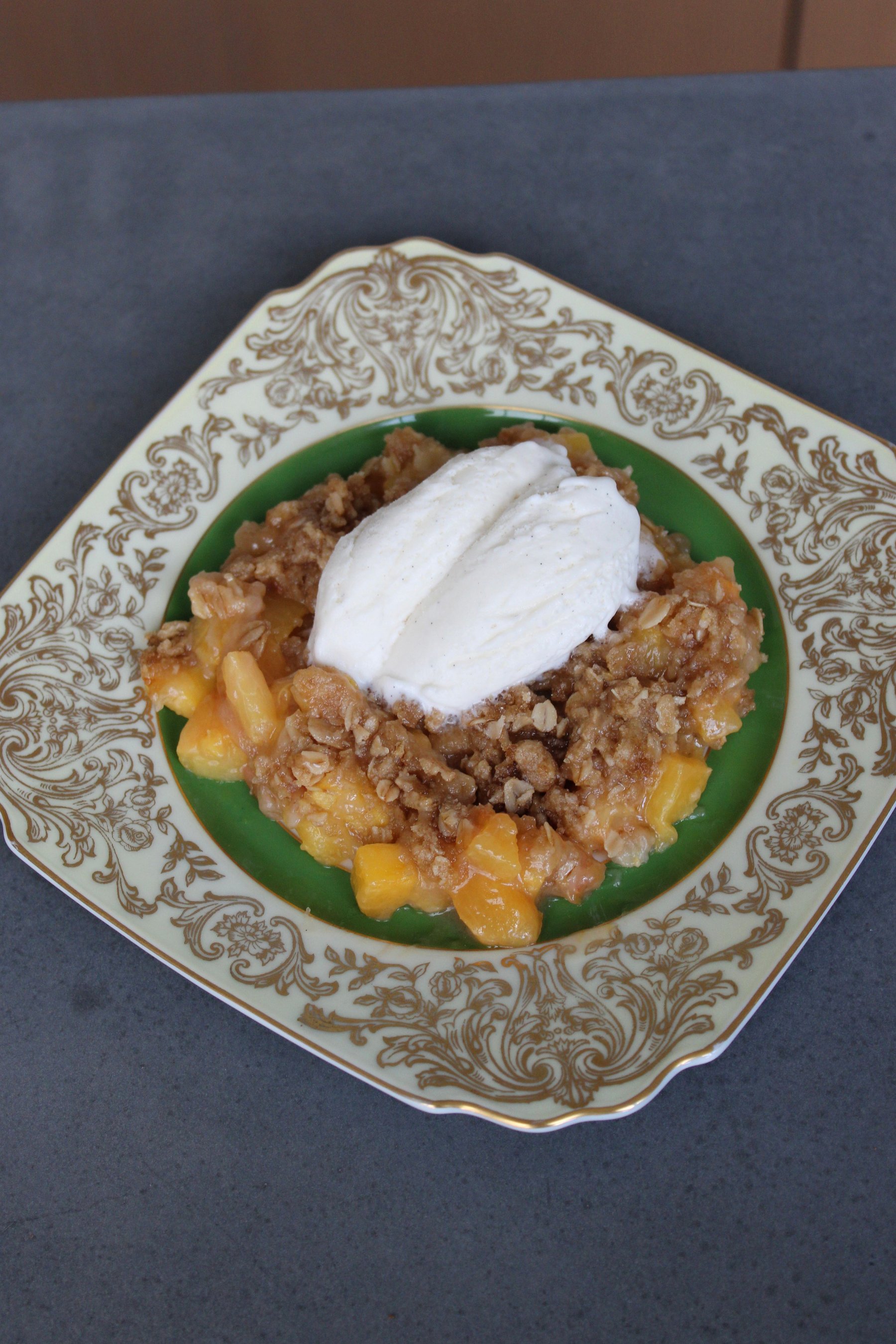 Peach Crumble